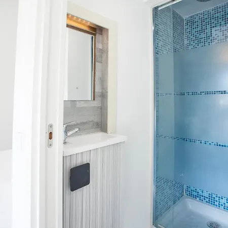 Vila Font House ★ Beautiful Design With Private Pool. Free Wifi. 8pax. Ideal For Families! *